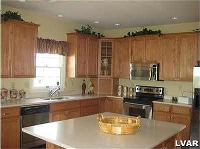 2nd image of 101 Country Chase Dr Unit 23