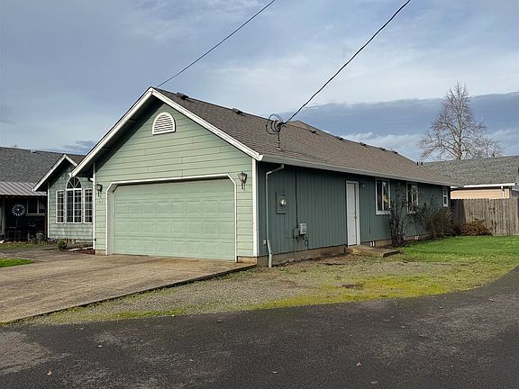 3rd image of 1041 Barnes Ave SE