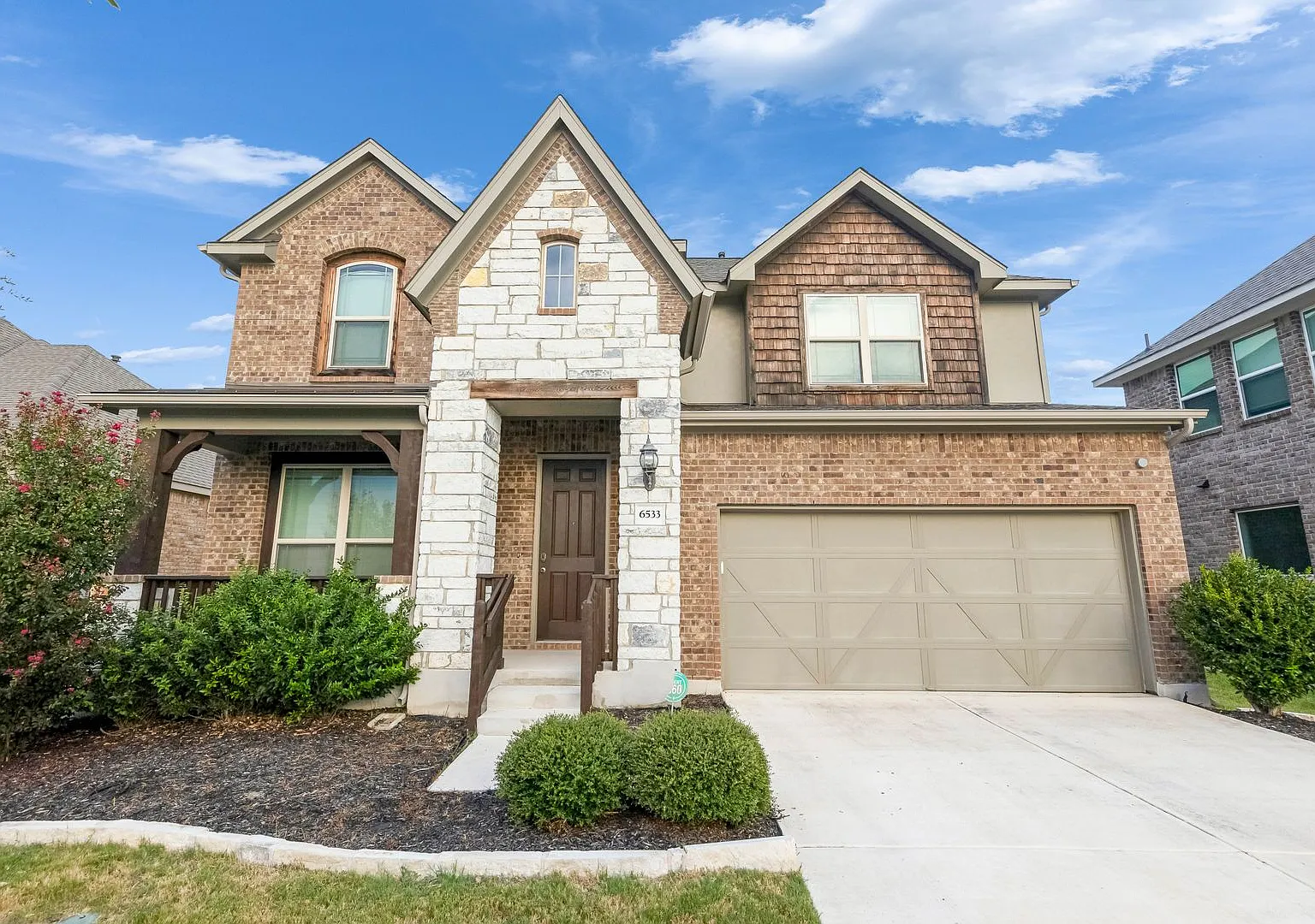 Welcome to your slice of paradise in Round Rock's most coveted Siena community! — Photo 2