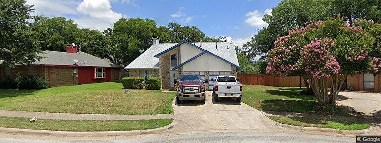 1st image of 807 Dickey Dr