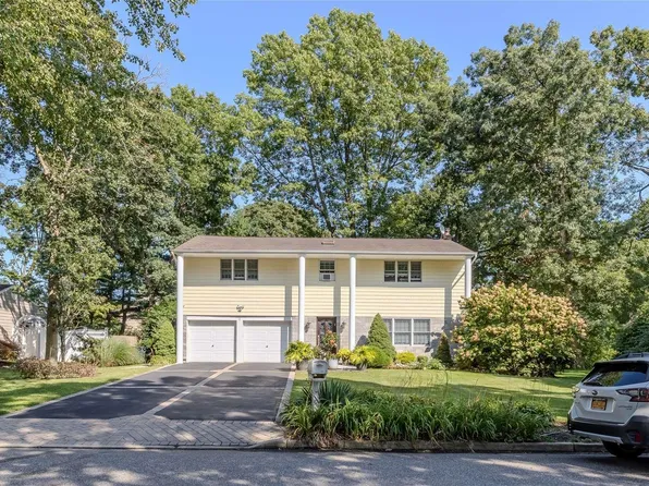 7 Meryl Lane, Nesconset, NY 11767