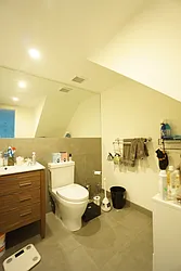 Rented by Rennit Inc.