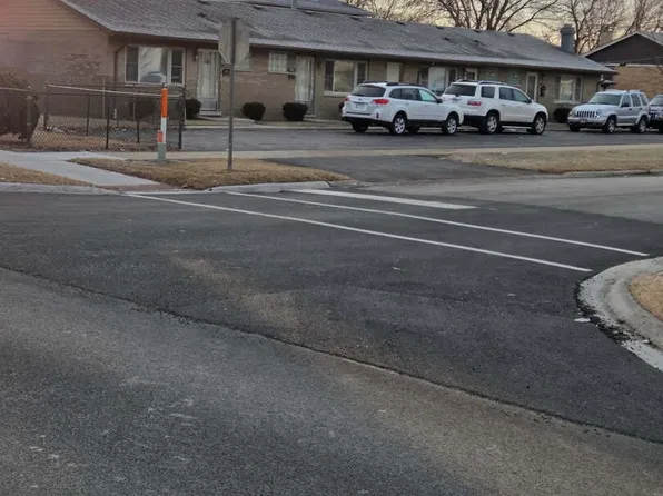 7901 Newland Ave, Burbank, IL 60459