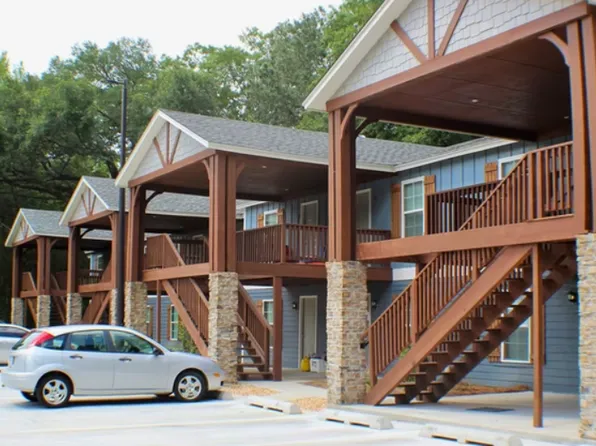 The Woodlands Apartments