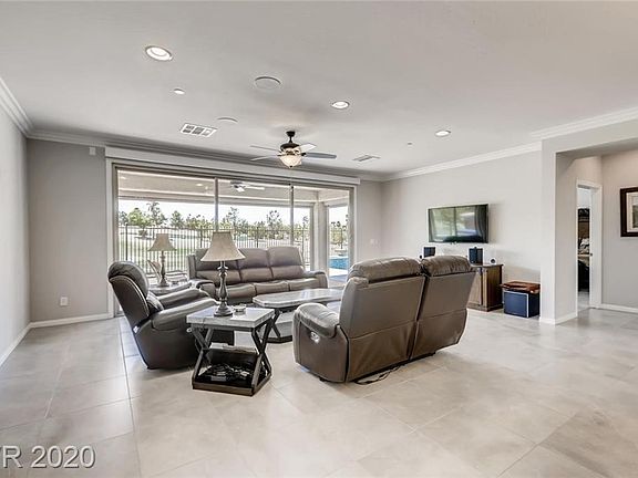 5th image of 361 Via San Remo Cir