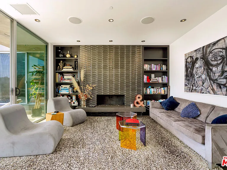 9738 Arby Dr — Photo 4