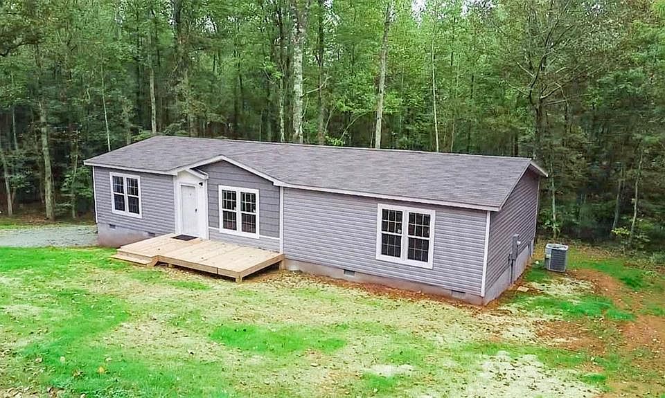 1st image of 179 Pine Brook Dr