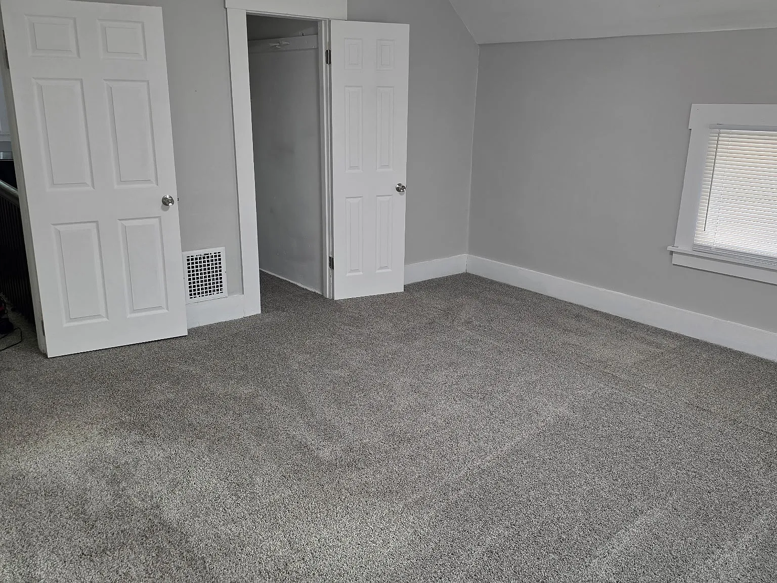 2 bed, 800 sqft, $1,100 — Photo 2