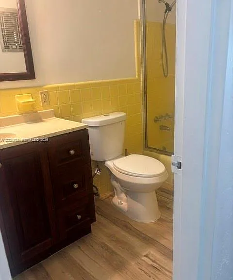 600 Layne Blvd #212 — Photo 8