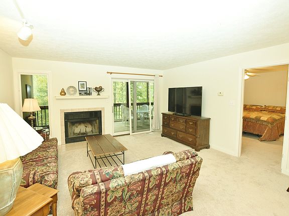 5th image of 1856 E Eagle Bay Dr