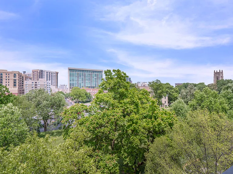 Vanderbilt Properties — Photo 23