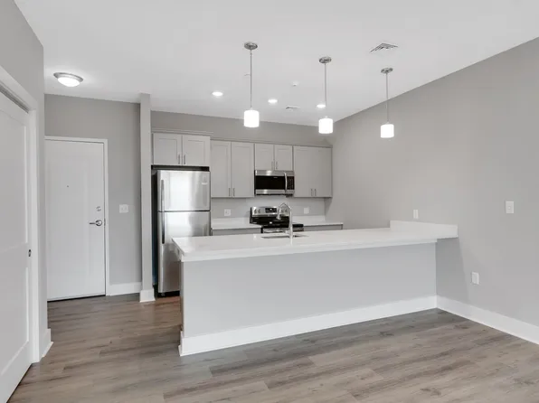 105 Morris Apartments