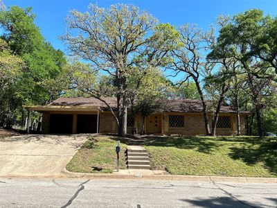 713 Hurst Dr, Bedford, TX, 76022