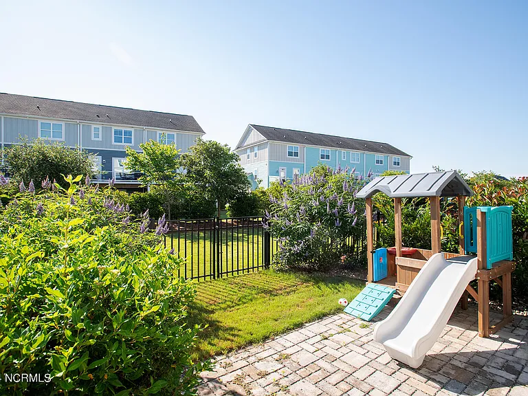 220 Gray Duck Dr — Photo 39