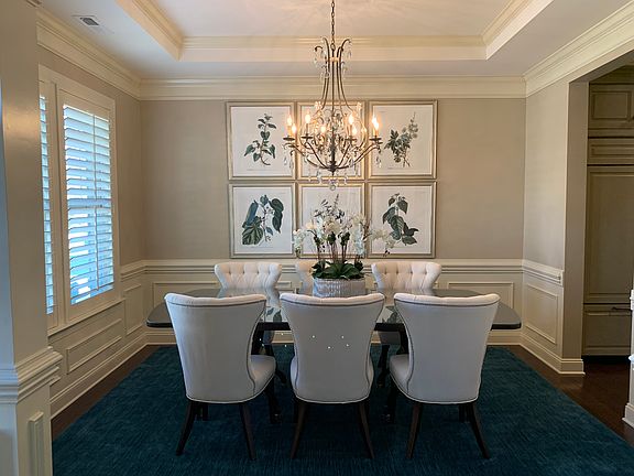 Spacious dining room