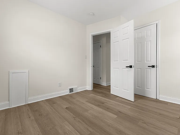 1405 Venice St — Photo 21