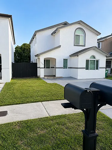 13990 SW 160th Ter Photo 1