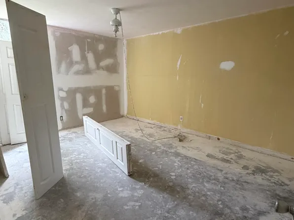 7175 Orange Drive #104h, Davie, FL 33314