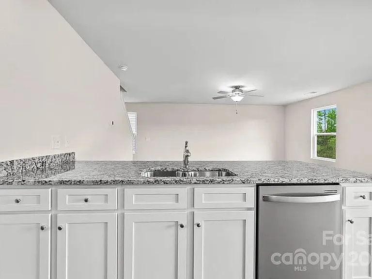 1140 Nia Rd — Photo 29