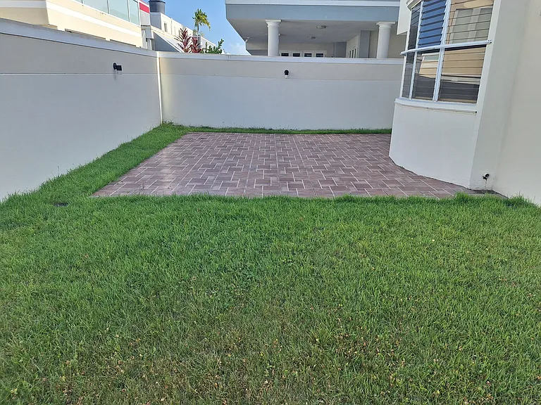 143 Entrerios Encantada Plz — Photo 16