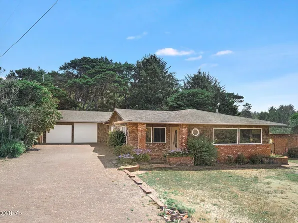 4711 SW Pacific Coast Hwy, Waldport, OR 97394