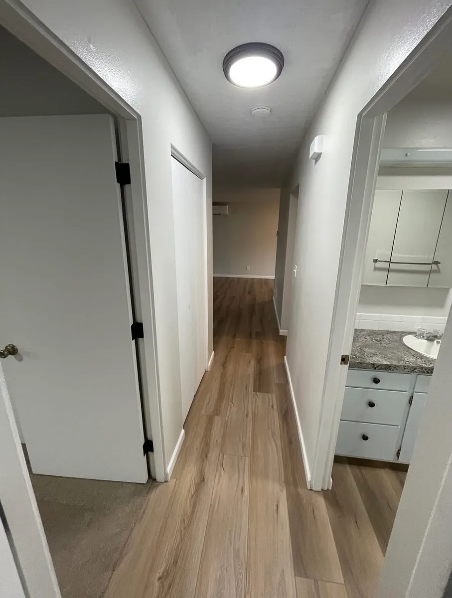 Photo 1 of 16 - 1826 Filbert St #2 - Forest Grove, OR Primary Photo - 1826 Filbert St #2