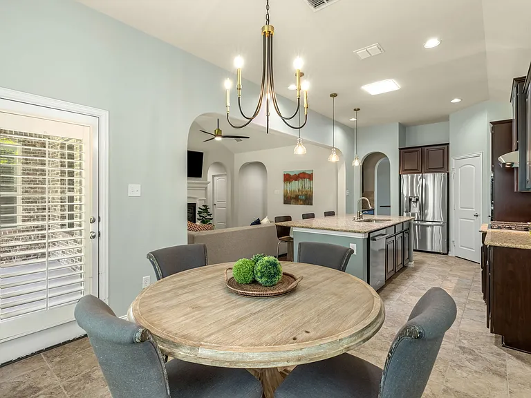 900 Sonoma Dr — Photo 19