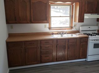 25 Pine Dr, Oakland, MD 21550