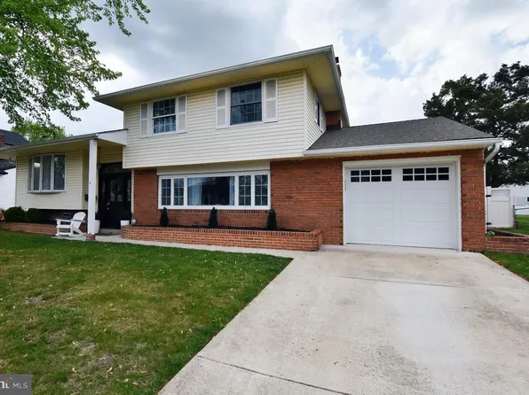 59 Cornell Dr, Delran, NJ 08075