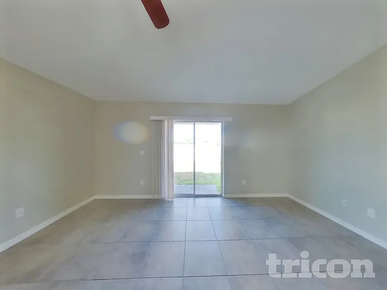 10410 Fairy Moss Ln — Photo 3