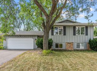 16515 Frazer Way W, Rosemount, MN 55068