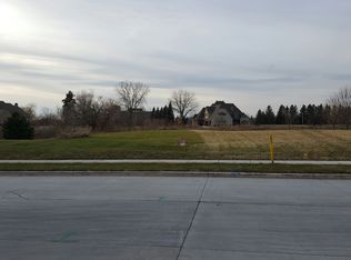 6717 N Gullwing Ct, Appleton, WI 54913