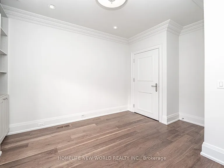 310 Merton St — Photo 25