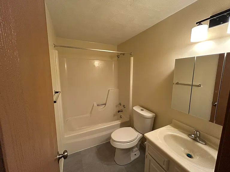 9226 Niemel Dr #10 — Photo 9