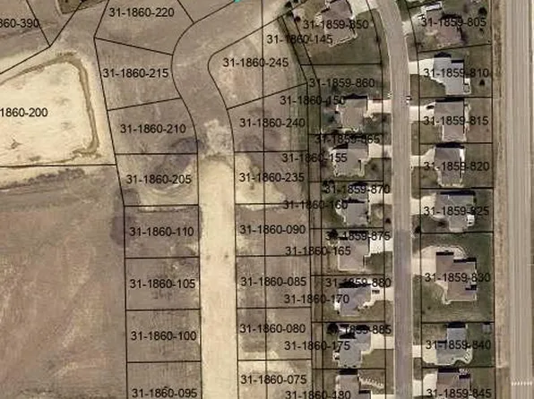 6 Campbell Blvd, Worthington, MN 56187