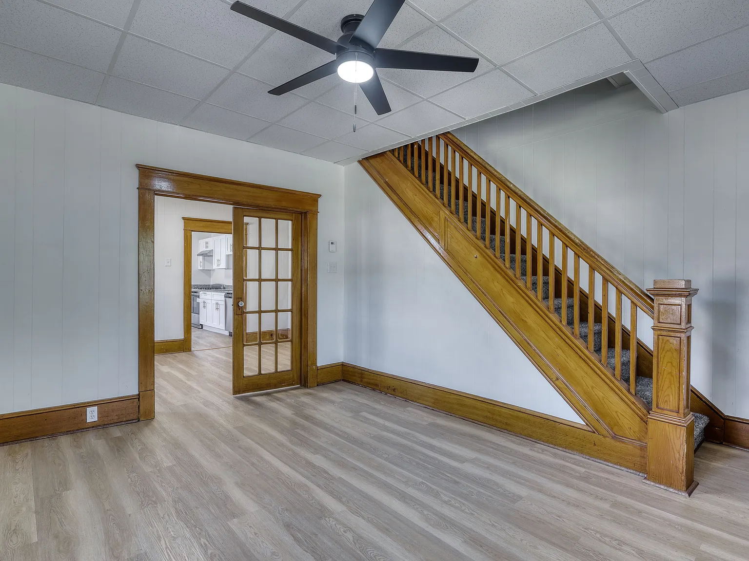 3 bed, 1.5 bath, $1,300 — Photo 3