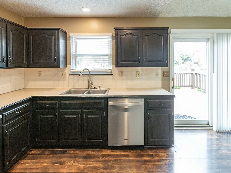 16131 S Matt Ct — Photo 14