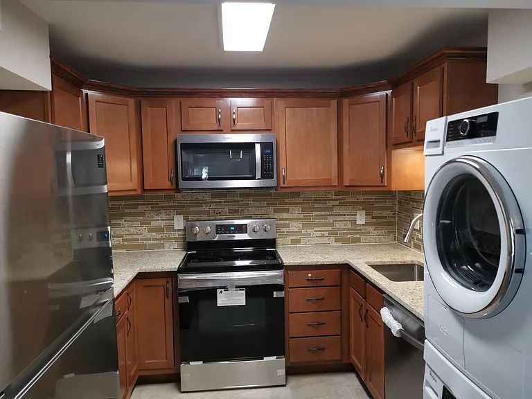 3639 Taliluna Ave #4D — Photo 17