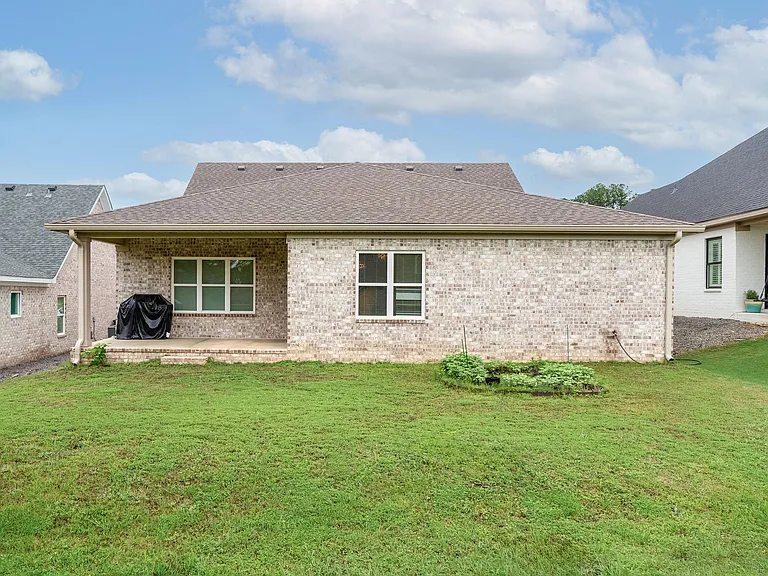 2451 Vesta Dr — Photo 33