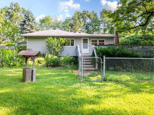 4860 General Squier Rd, Dryden, MI 48428