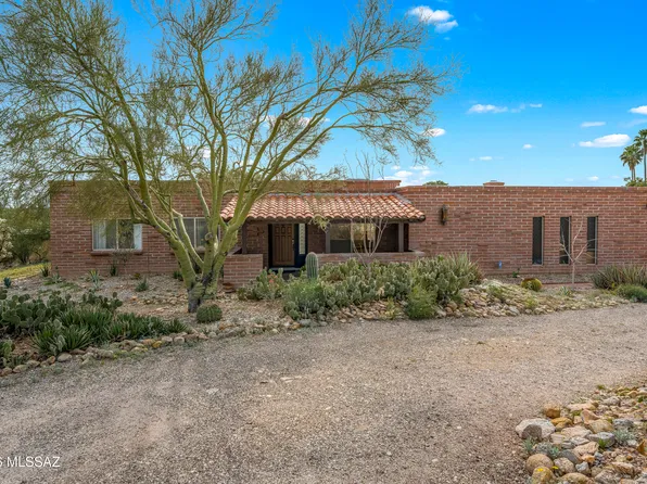 3951 N Four Winds Dr, Tucson, AZ 85750
