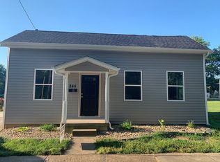 844 N 3rd St, Breese, IL