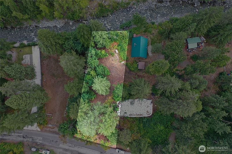 4th image of 3263 Allen Lane
