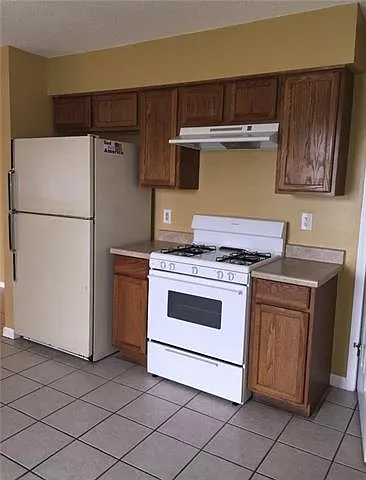 3405 Shangri La Dr — Photo 4