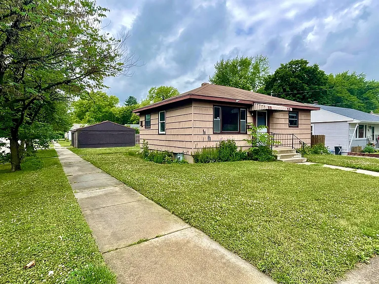 904 Oakley Ave — Photo 5
