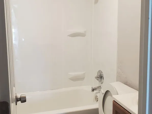 155 Circle Dr, East Dublin, GA 31027