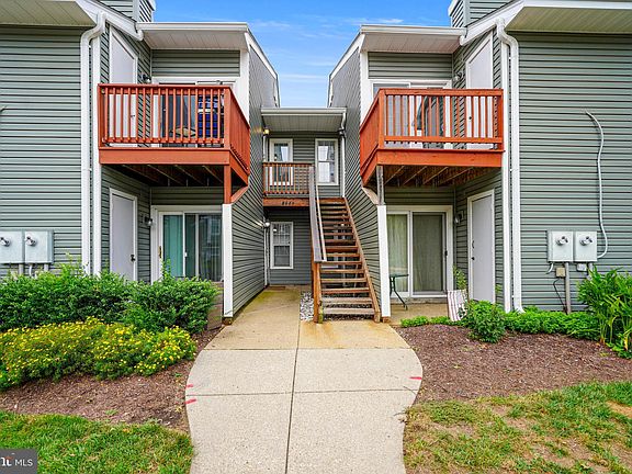 2nd image of 8624 Beekman Pl #24D