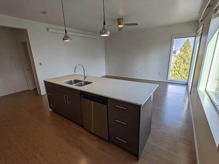 Viewpoint Terrace Apartments — Photo 61