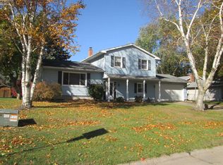 2719 Sweetbriar Dr, Sandusky, OH
