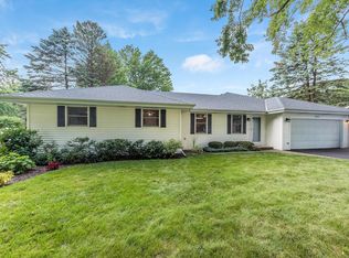 16330 S McGrath Dr, Plainfield, IL 60586